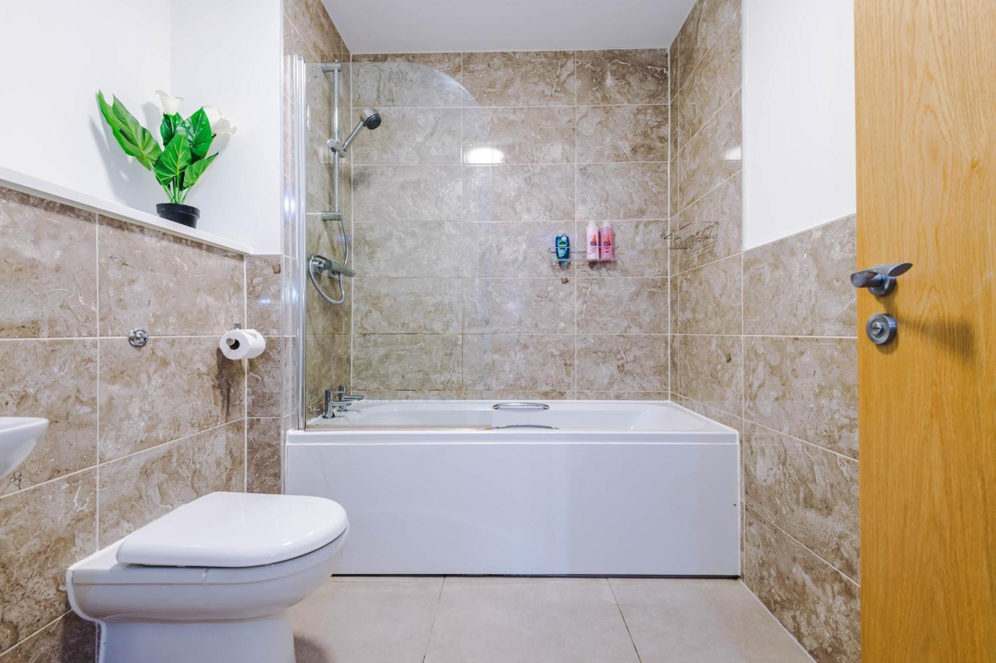 Lux Livin' Apartments - Luxury 5 Bed Apartment Manchester City Centre Exterior photo